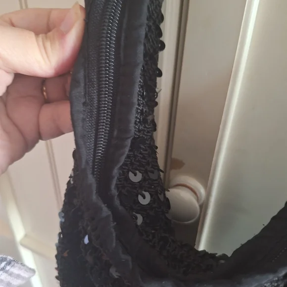 Y2K Large Black Sequin Hobo Bag - Picture 5 of 11